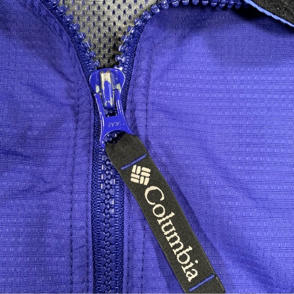 Columbia Women's Vintage Windbreaker Jacket. Size M. Blue - Picture 4 of 15